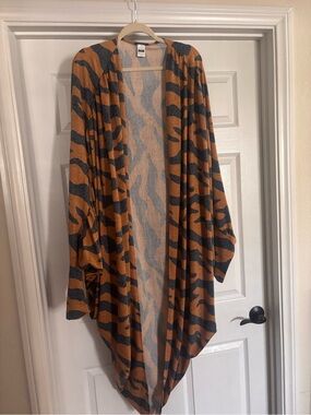 Zebra-Print Open Draped Cardigan in Camel & Black